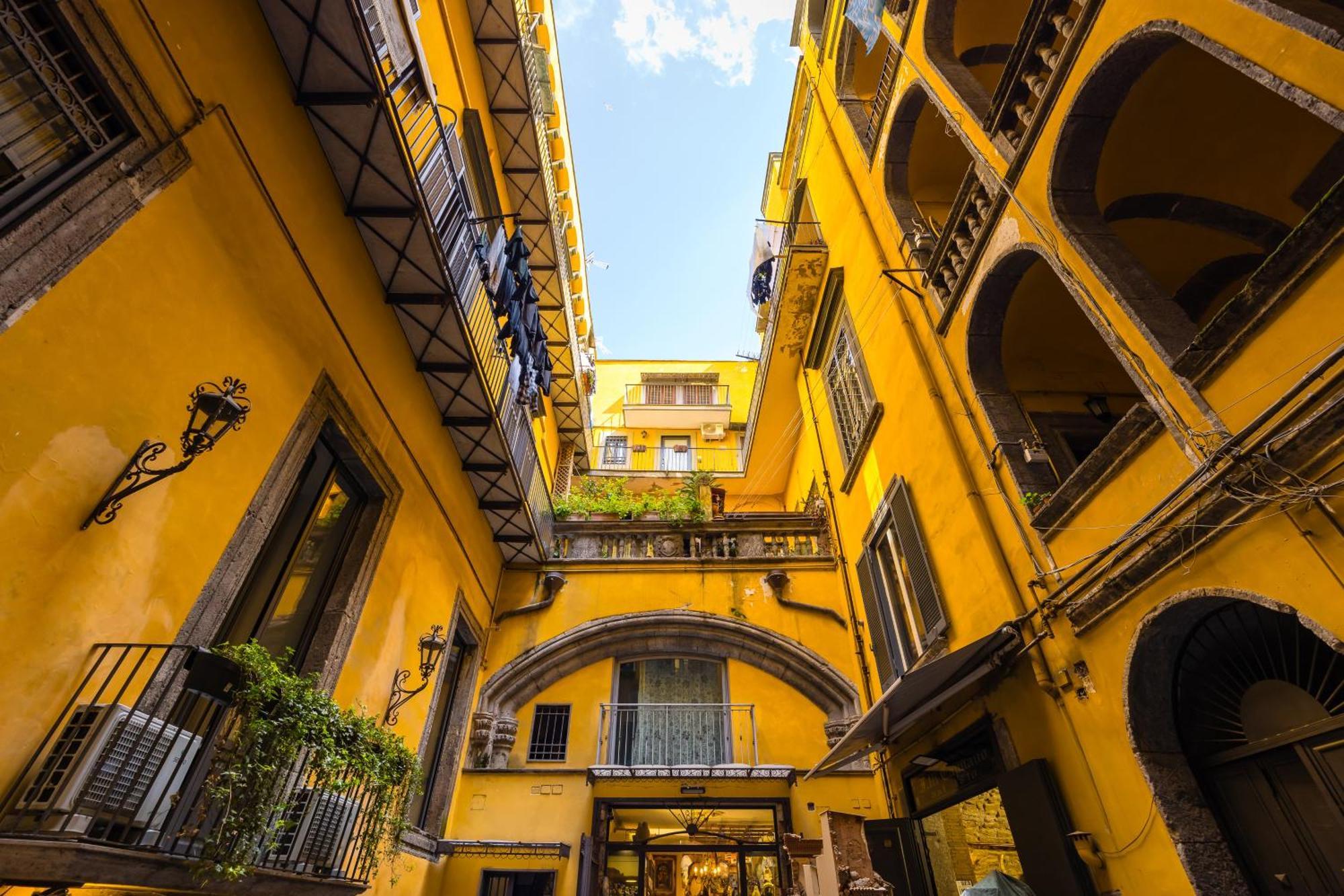 Palazzo Mormando - Industrial Apartment Neapel Exterior foto